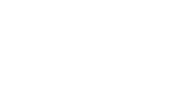 Frauen an der Waffe