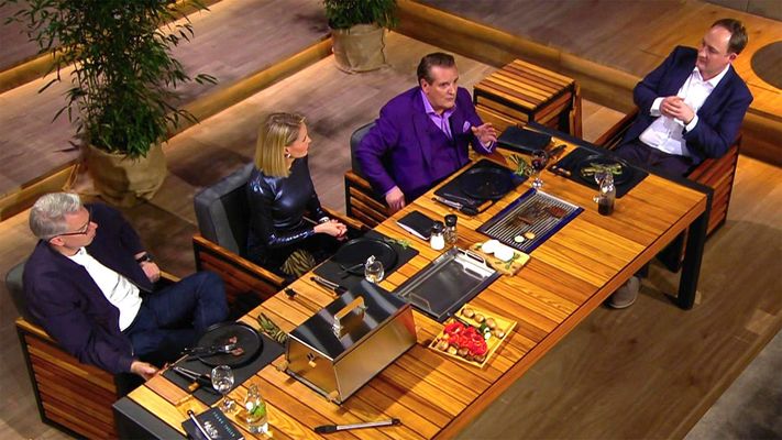 U. a. mit: "FESTÁVOLO"