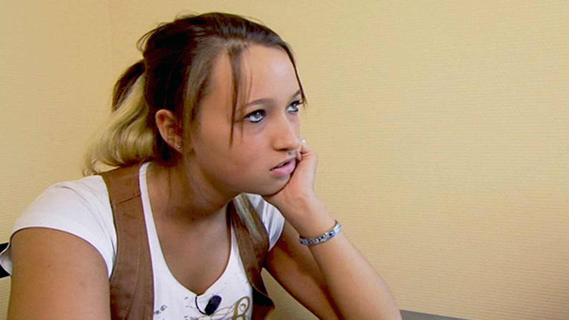 Folge 66 vom 05.11.2009 Familien im Brennpunkt Staffel 1 RTL+
