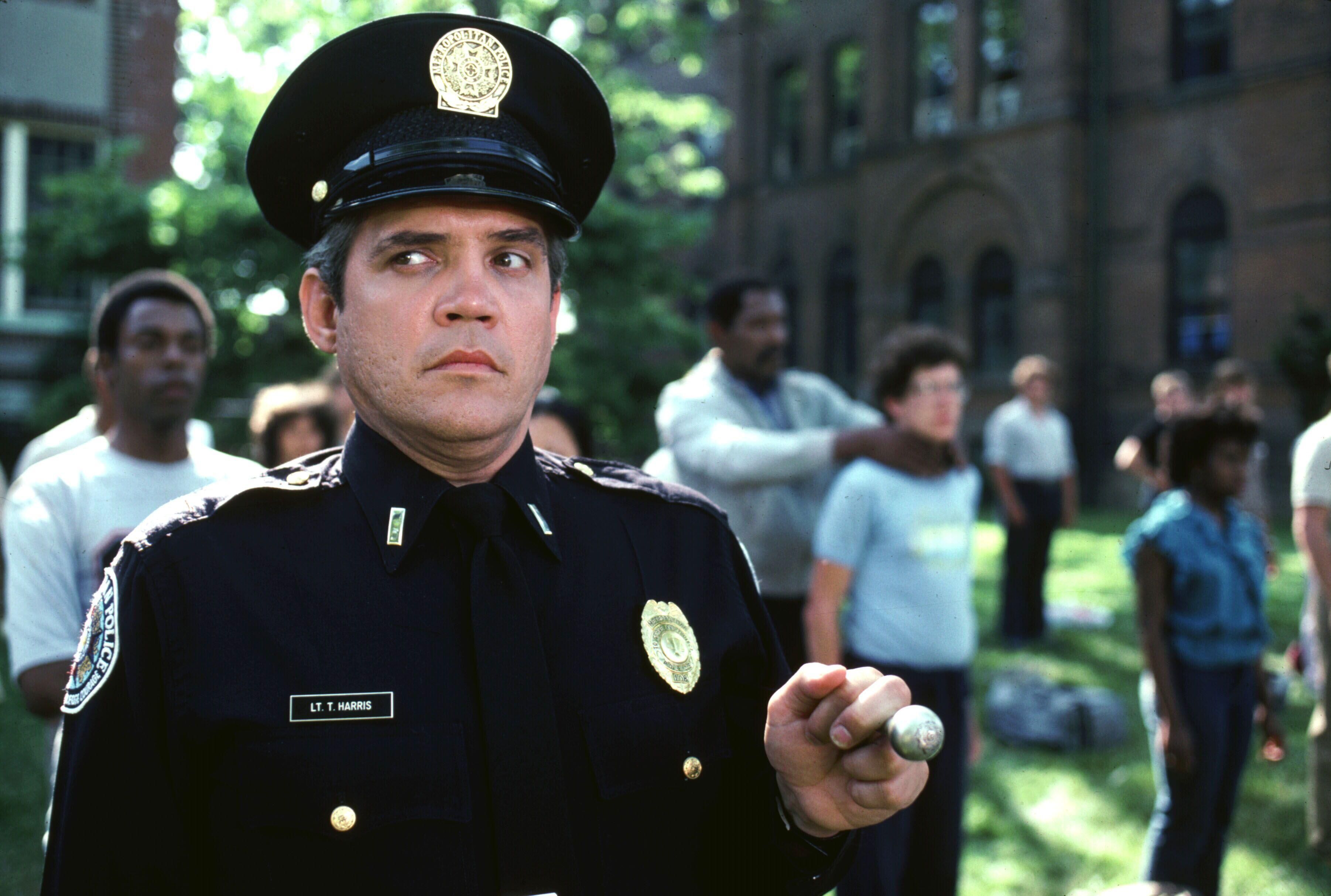 Police Academy ... Dümmer als die Polizei erlaubt
