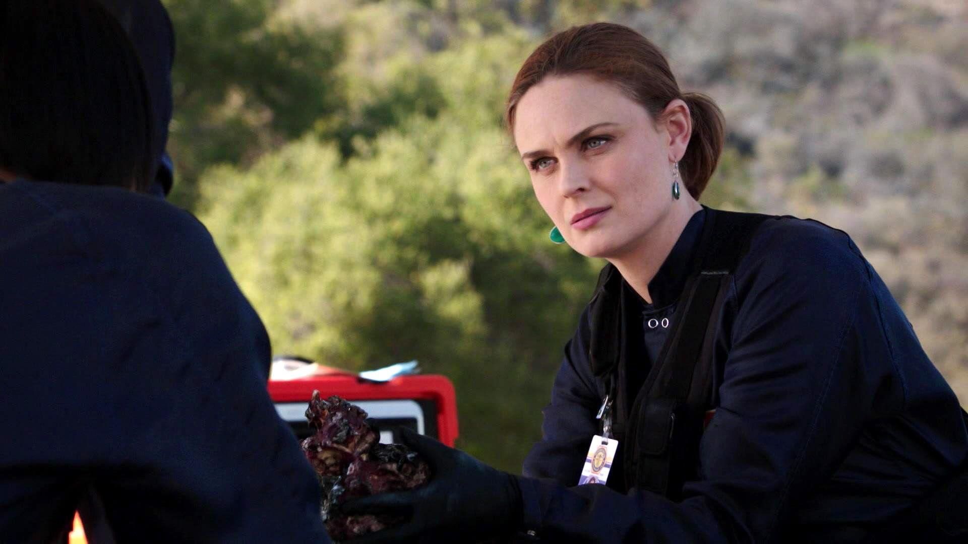 Folge 11 vom 11.11.2014 Bones Die Knochenjägerin Staffel 9 RTL+