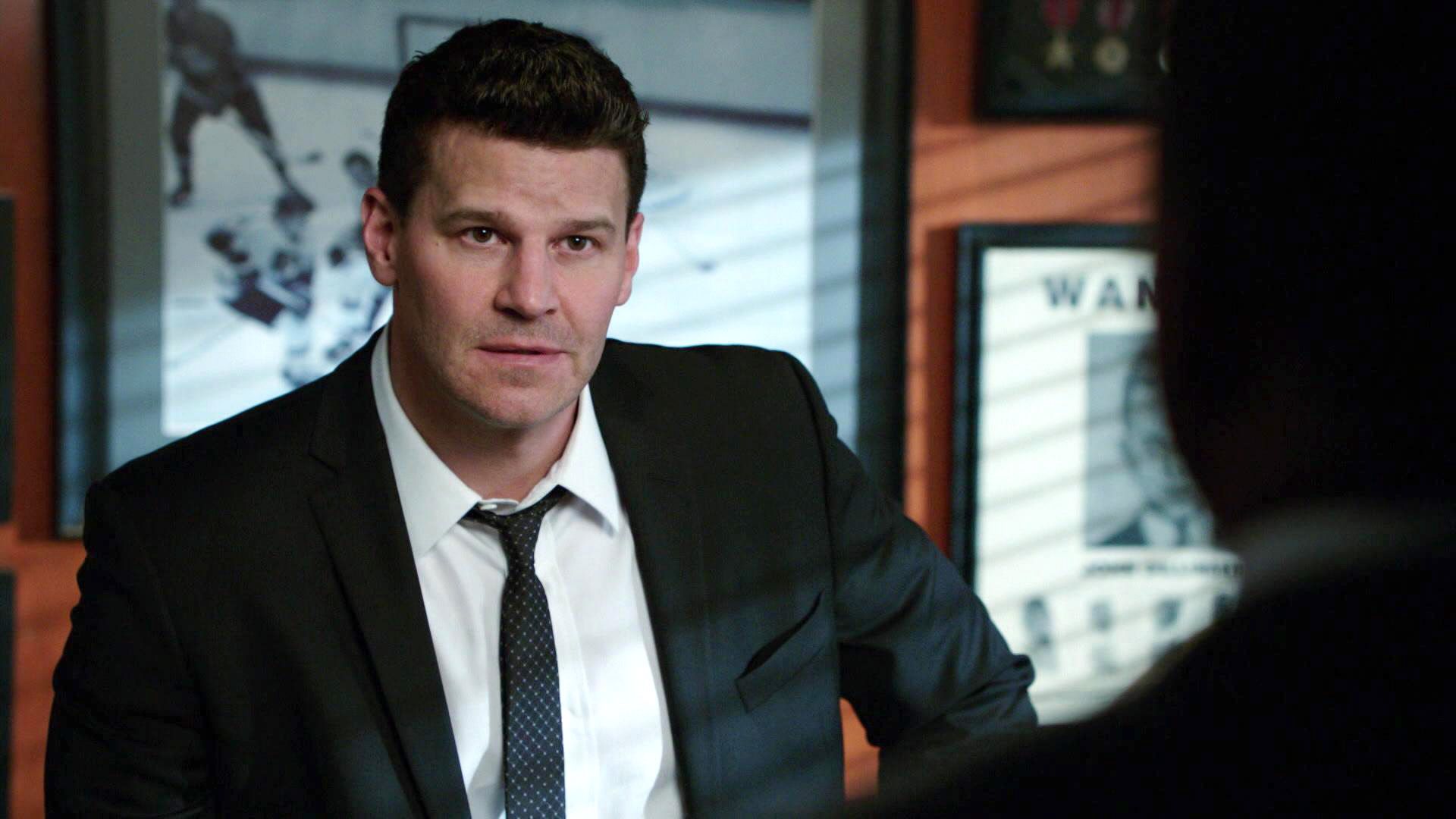 Folge 24 vom 10.02.2015 Bones Die Knochenjägerin Staffel 9 RTL+