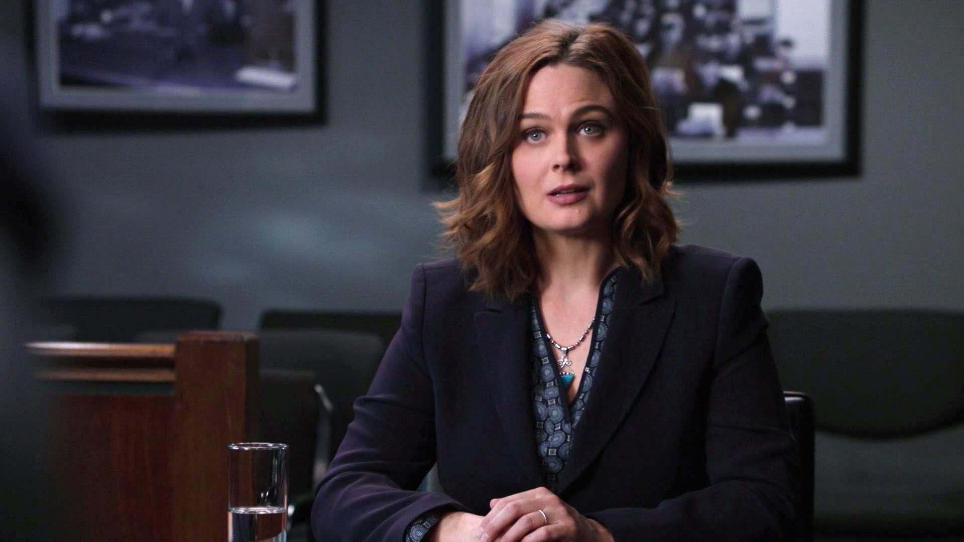 Folge 14 vom 06.12.2016 Bones Die Knochenjägerin Staffel 11 RTL+