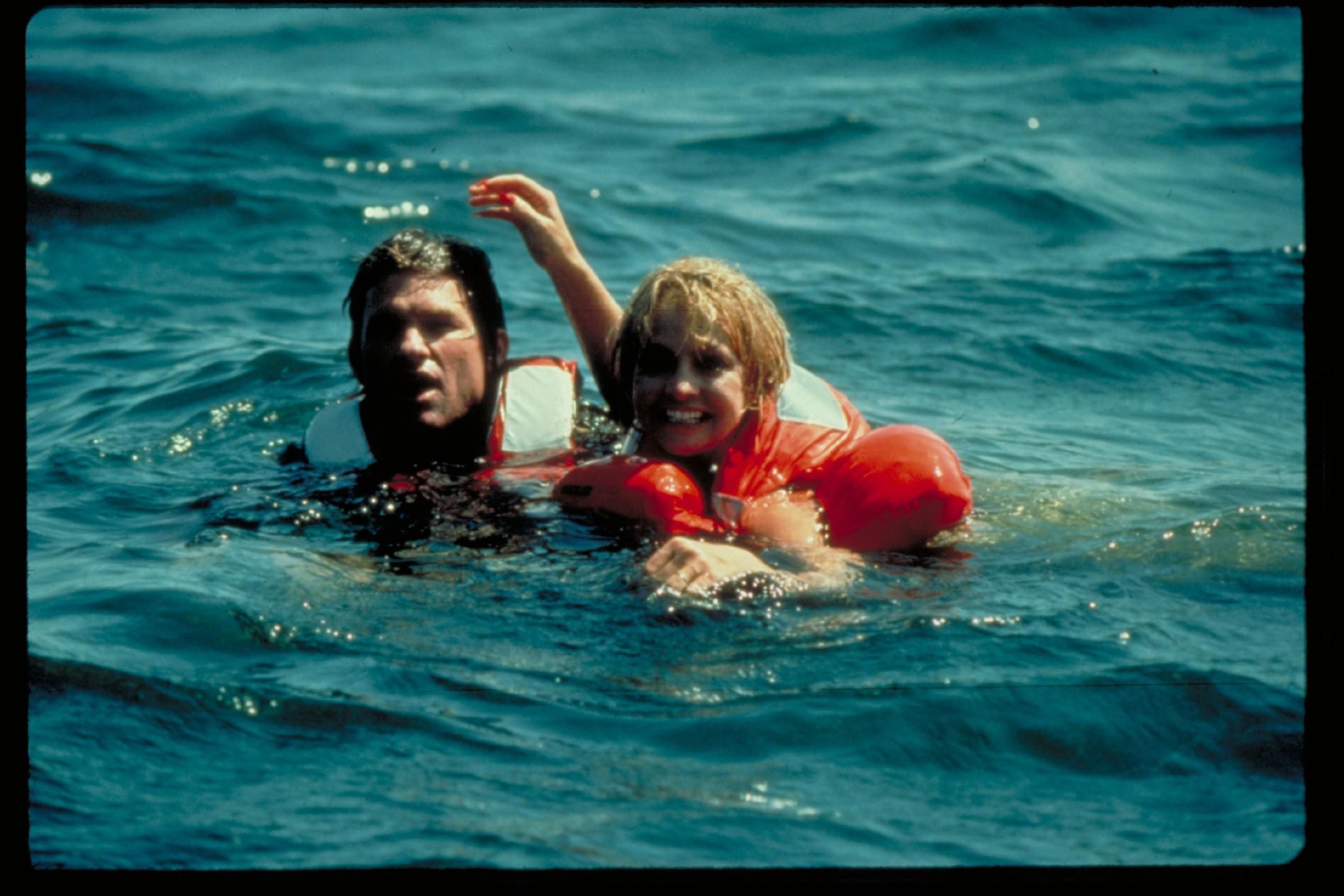 Overboard - Ein Goldfisch fällt ins Wasser