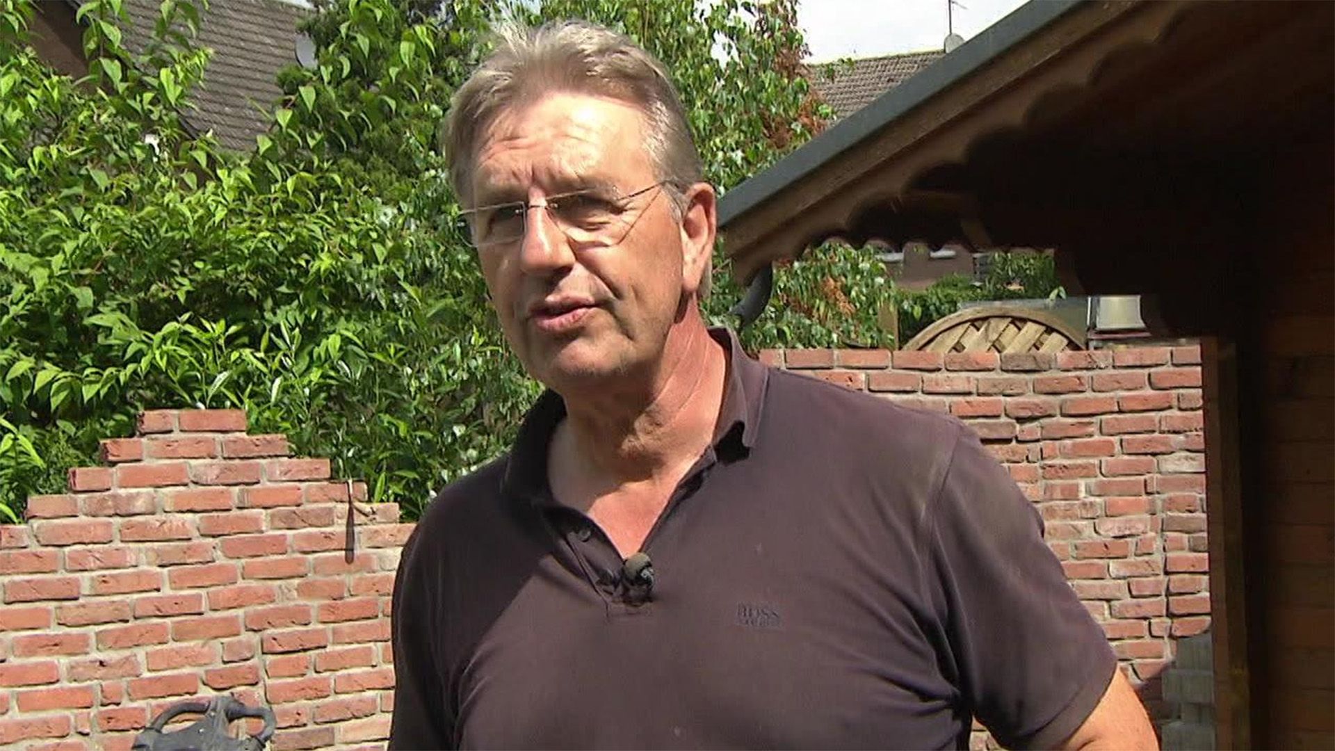 Folge 15 vom 18.06.2017 Ab ins Beet! Die GartenSoap RTL+