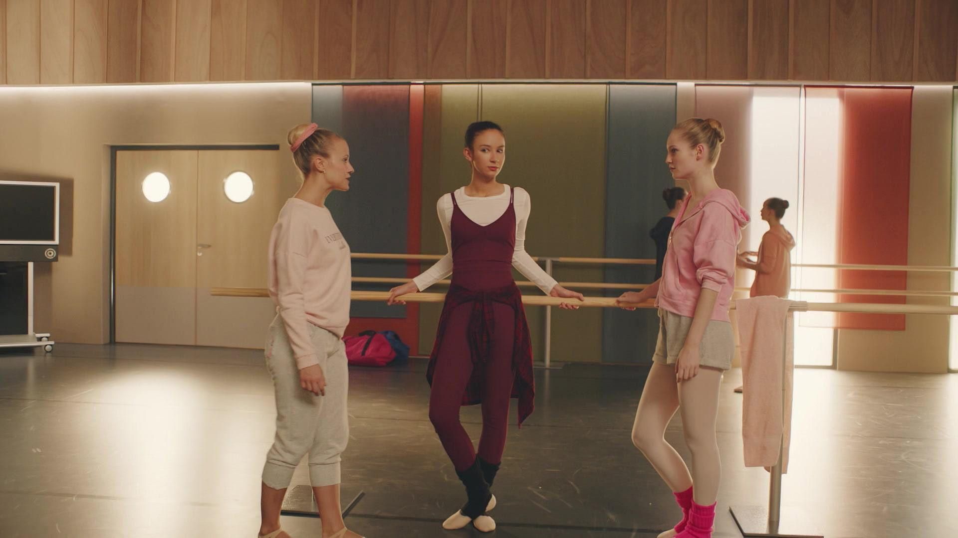 Folge 9 Find me in Paris Staffel 1 RTL+