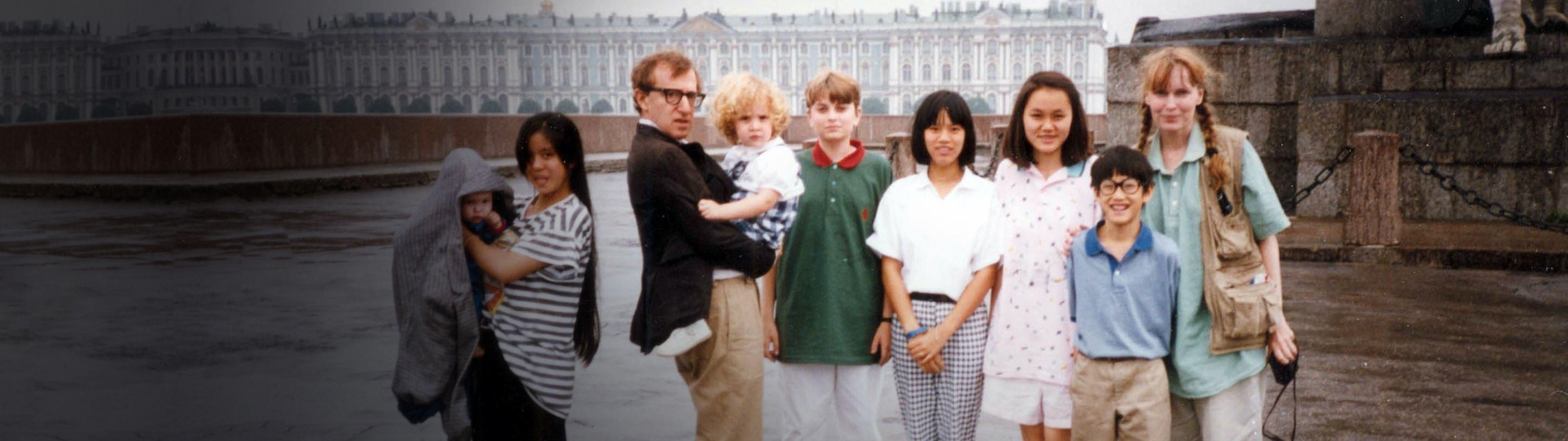 Allen vs. Farrow Serien streamen RTL+