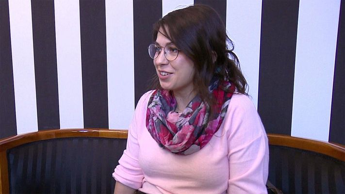 "Ein Kleid, das den Körper optisch streckt ..."