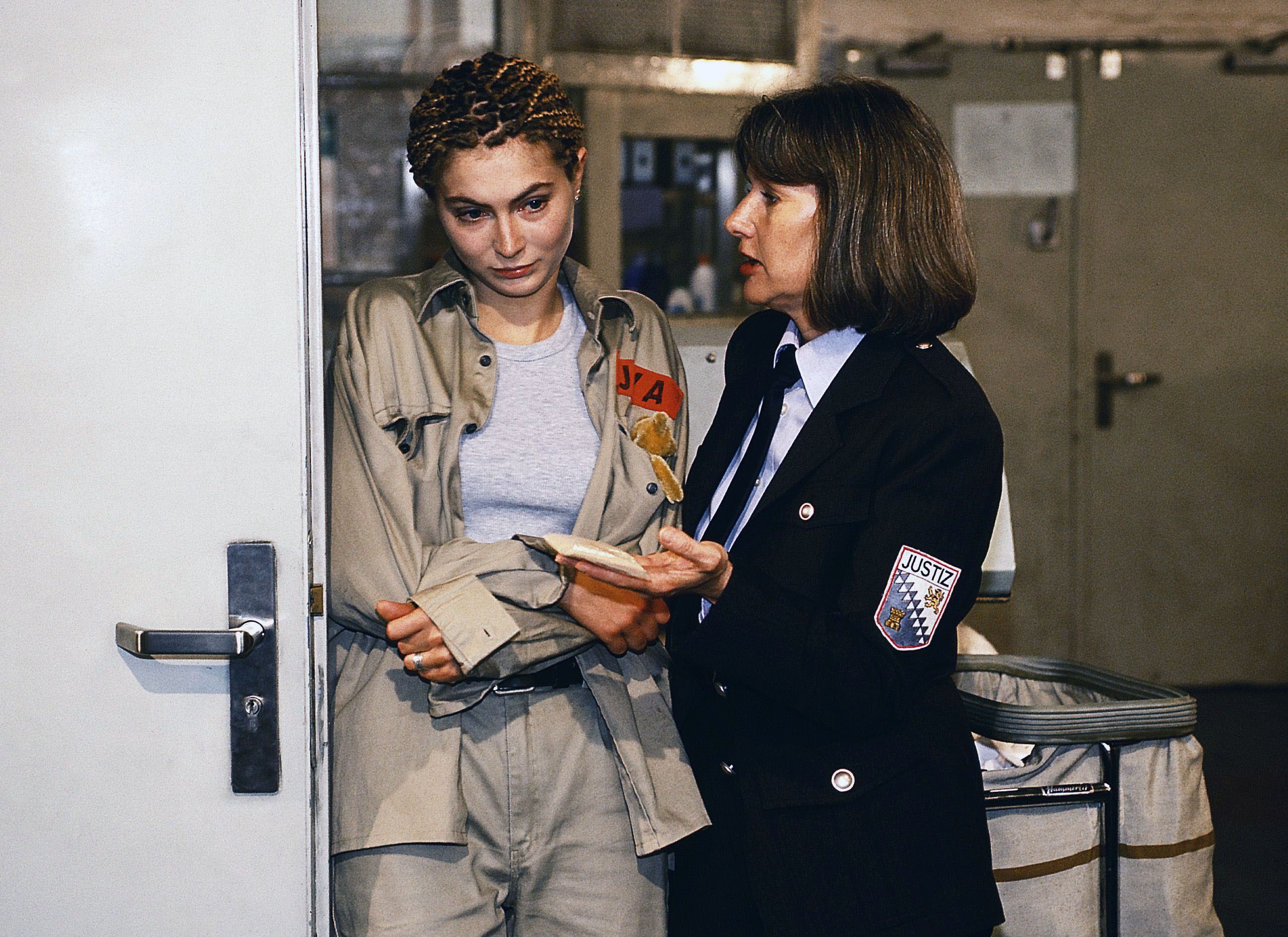 Hinter Gittern - Der Frauenknast