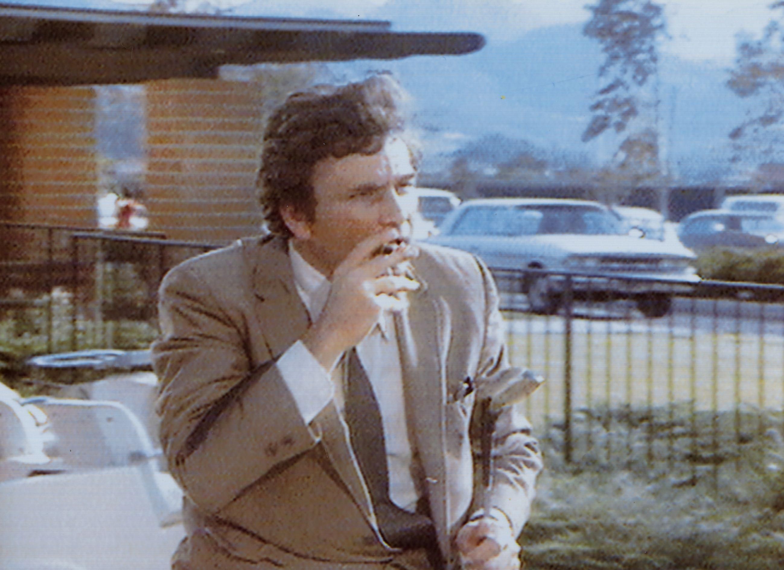 Columbo: Mord mit der linken Hand