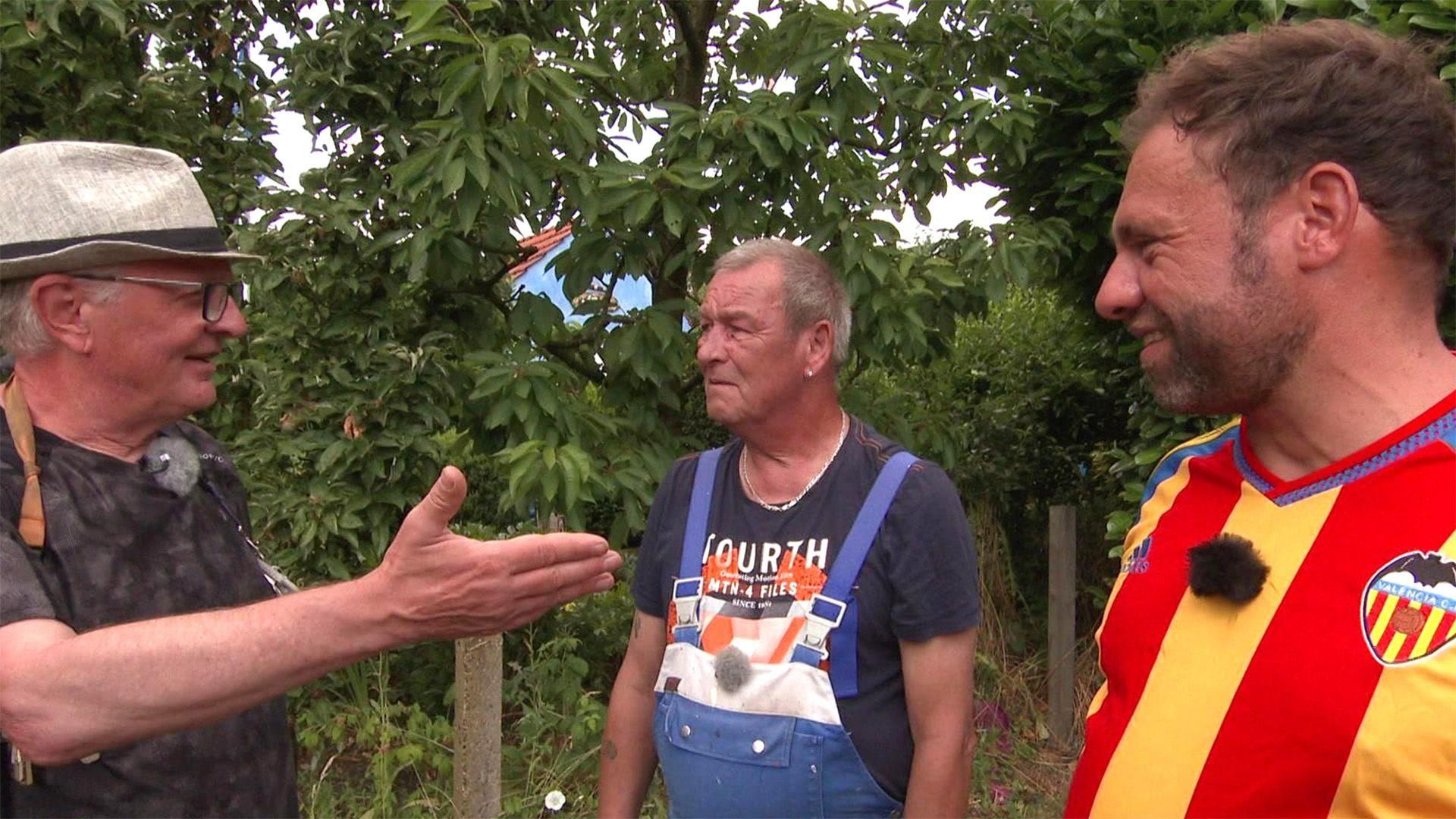 Folge 4 vom 17.03.2024 Ab ins Beet! Die GartenSoap RTL+